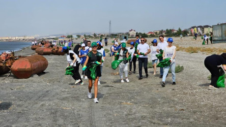 Hövsan qəsəbəsinin Xəzər dənizi sahilində ümumrespublika təmizlik aksiyası keçirilib