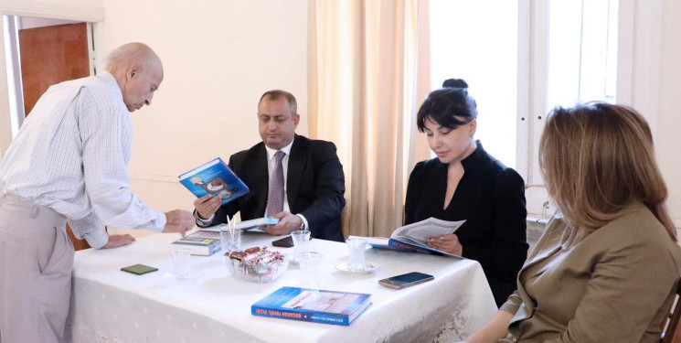 Beynəlxalq Ahıllar Günü münasibətilə Suraxanı rayonunda ahıllar ziyarət olunub.