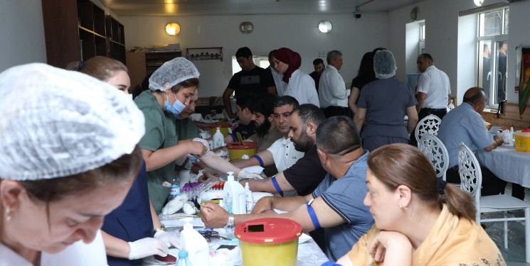 İyunun 25-də Aşura günü münasibətilə Suraxanı rayonunda yerləşən Qaraçuxur məscidində ənənəvi könüllü qanvermə aksiyası təşkil olunub