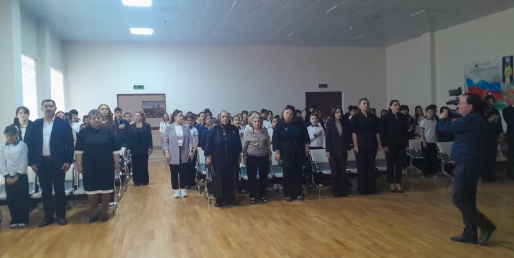 Suraxanı rayonu 208 nömrəli tam orta ümumtəhsil məktəbində həmin məktəbin adını daşıyan şəhid Həmidov Nəriman Qəzənfər oğlunun anadan olmasının 78-ci ildönümünə həsr olunmuş “Xatirələrdə qalan ömür” adlı tədbir keçirilib